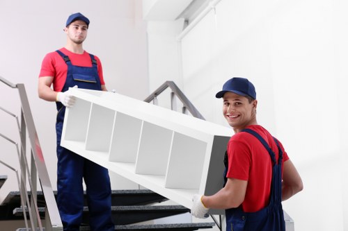 Checklist and packing supplies for a house move in Bowespark
