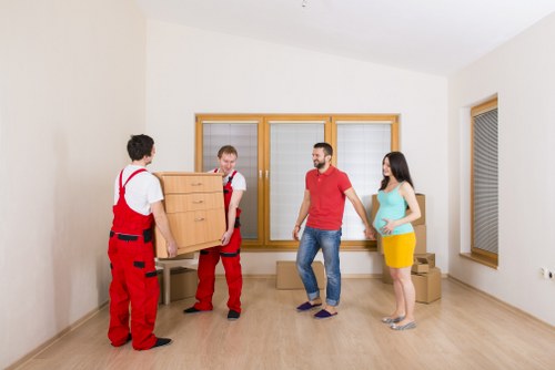 Van transport for household items and boxes in Bowespark